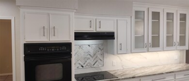 Look at the cabinets.