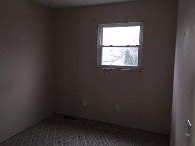 Bedroom 2.JPG