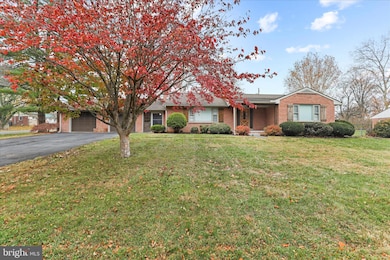 13347 Keener Rd, Hagerstown, MD 21742 - photo 2