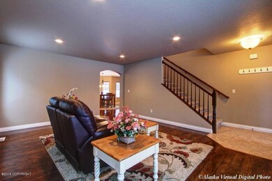 Living Room W/Recessed Lighting