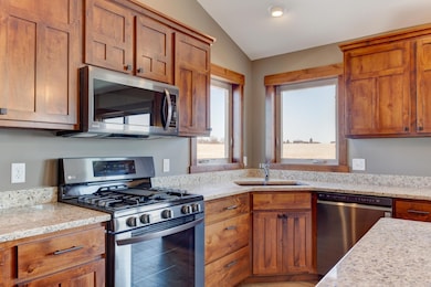 871 N Grant St, Ellsworth, WI 54011 - photo 2