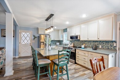 411 Forest Acres Cir, Walhalla, SC 29691 - photo 6