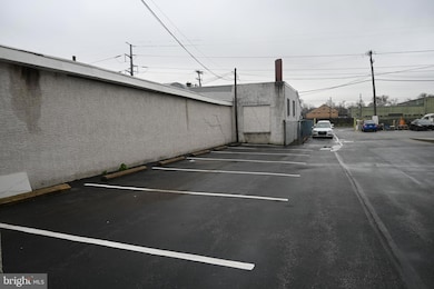 254 E Main St, Norristown, PA 19401 - photo 4