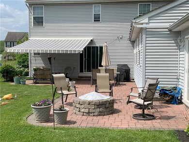 4802 Beech Dr, Whitehall, PA 18052 - photo 4