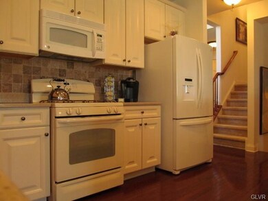 1873 Alexander Dr, Macungie, PA 18062 - photo 7