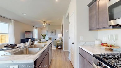 11833 NW 100th St, Yukon, OK 73099 - photo 6