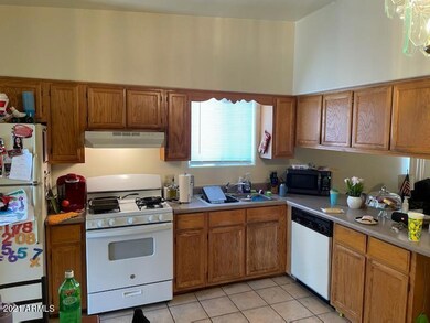 2001 12th kitchen