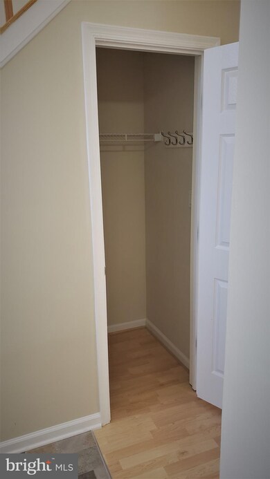 19935 Dunstable Cir, Germantown, MD 20876 - photo 7