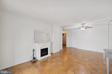 River Park unit N403, Washington, DC 20024 - photo 4