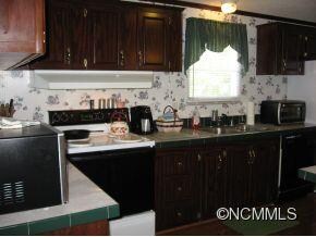 946 Mckinney Rd, Burnsville, NC 28714 - photo 6