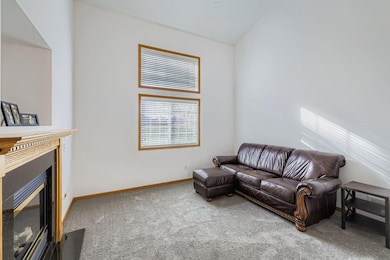 Cozy gas fireplace in the living room!