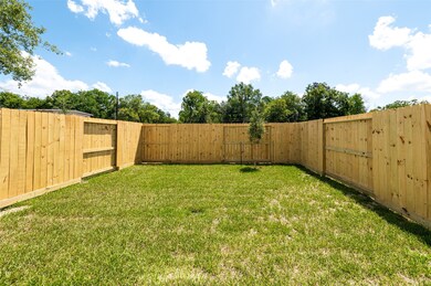 6830 Liverpool St, Houston, TX 77021 - photo 7