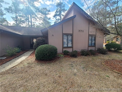 6744 Irongate Dr unit A, Fayetteville, NC 28306 - photo 2