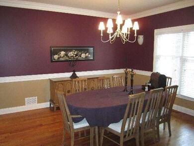 131 N Berteau Ave, Elmhurst, IL 60126 - photo 5