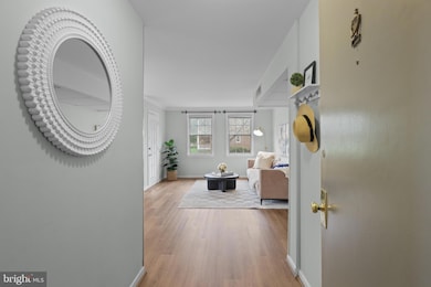 6613 E Wakefield Dr unit A1, Alexandria, VA 22307 - photo 3