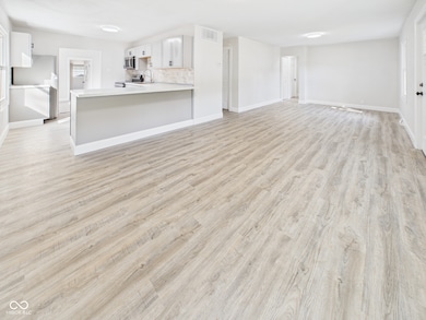 407 Crestview Ct, Anderson, IN 46017 - photo 3