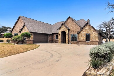 4620 Stoney Creek Ct, Granbury, TX 76049 - photo 2