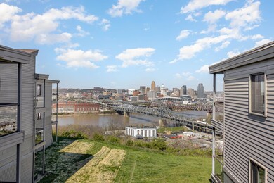 104 WINDING WAY 44-Edit