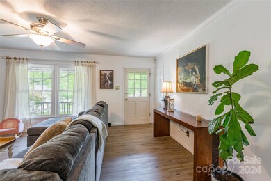 3321 Winchester Ln, Statesville, NC 28625 - photo 6