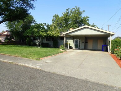 818 19th St, Lewiston, ID 83501 - photo 2
