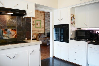 369 Short St, Grants Pass, OR 97527 - photo 4