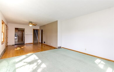 3300 Rownd St, Cedar Falls, IA 50613 - photo 4