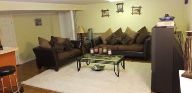 309 E Fullerton Ave, Elmhurst, IL 60126 - photo 3