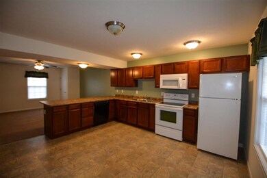 1250 W Adams Hill Cir unit 503, Bloomington, IN 47403 - photo 2
