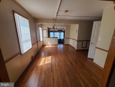 758 209th St, Pasadena, MD 21122 - photo 5