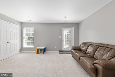 608 Pendleton Ln, Strasburg, VA 22657 - photo 4