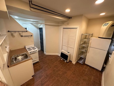 1308 W Byron St unit GR, Chicago, IL 60613 - photo 3