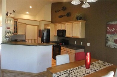 5217 Nannyberry Dr, Fitchburg, WI 53711 - photo 5