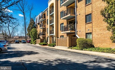 260 Montgomery Ave unit 202, Haverford, PA 19041 - photo 2