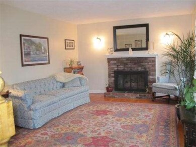 9 Judy Cir, Franklin, MA 02038 - photo 5