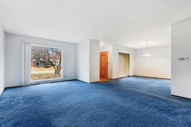 1409 Sequoia Ln, Darien, IL 60561 - photo 5