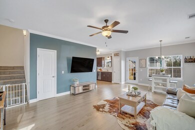 744 Fairview Cir, Hinesville, GA 31313 - photo 3