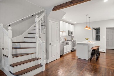 22 Marlborough St, Chelsea, MA 02150 - photo 2