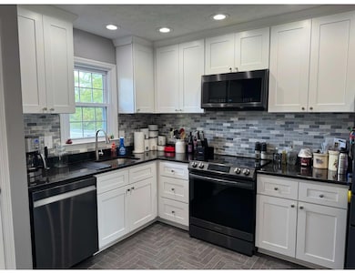 1333 Post Oak Rd, Lexington, KY 40517 - photo 2