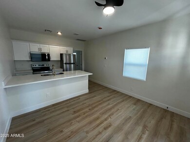 14 N 13th St unit 2, Phoenix, AZ 85034 - photo 5