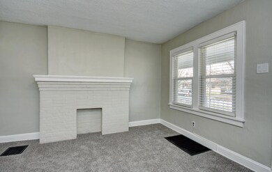 719- Living Room (3)
