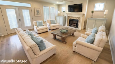 218 Colleton Living February 5 2025 at 1