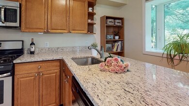 27 Old Laxfield Rd, Shrewsbury, MA 01545 - photo 6