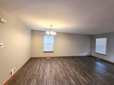 1073 Walker Ct, Antioch, IL 60002 - photo 6