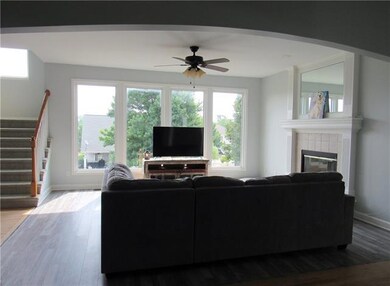 611 Seaton Blvd, Raymore, MO 64083 - photo 7