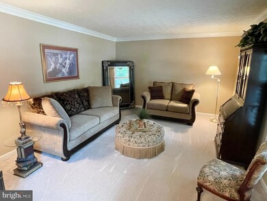 2716 Verdis Ln, Crofton, MD 21114 - photo 5