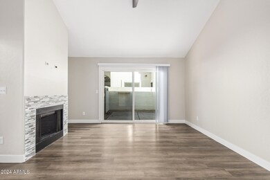 2100 W Lemon Tree Place unit 18, Chandler, AZ 85224 - photo 6