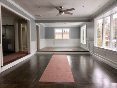 31 Roger Williams Dr, Greenville, RI 02828 - photo 6