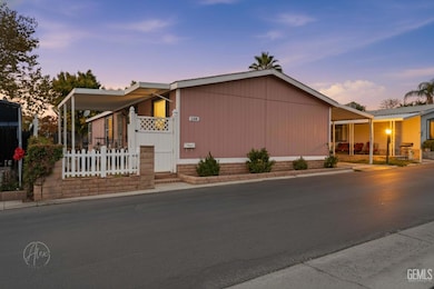 8536 Kern Canyon Rd unit 248, Bakersfield, CA 93306 - photo 2