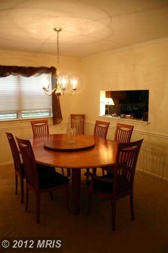 12916 Acorn Hollow Ln, Silver Spring, MD 20906 - photo 4