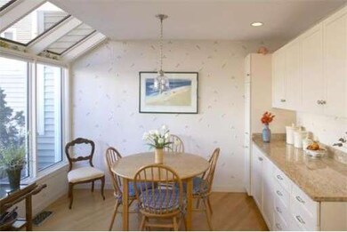 676 Huron Ave unit 16, Cambridge, MA 02138 - photo 4